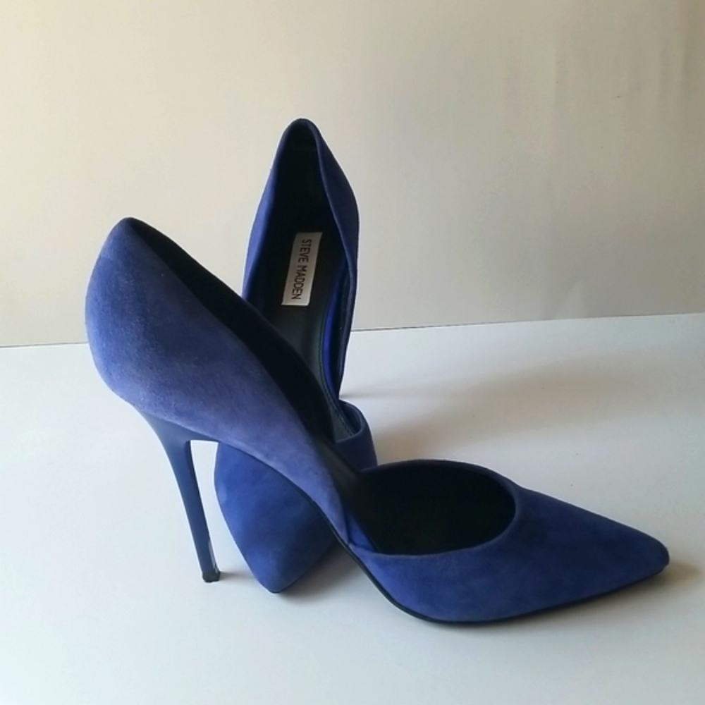 Steve Madden Blue Pointed Toe High Heel
